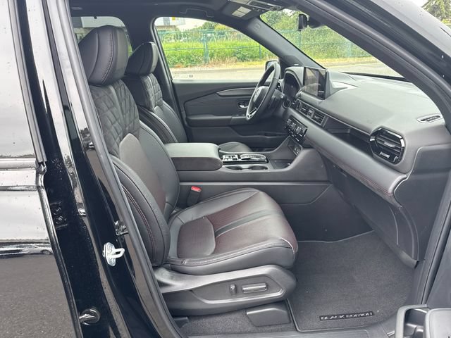 Used 2026 Honda Pilot Black Edition image 10