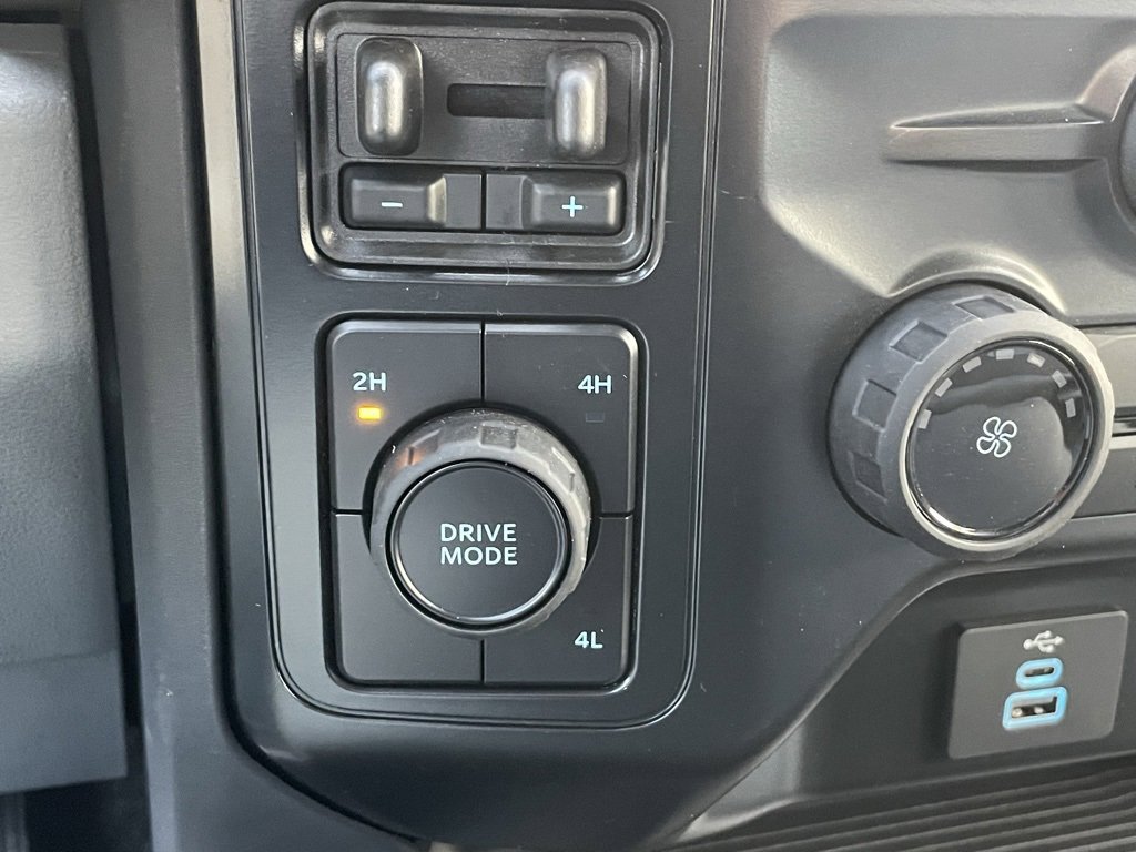 New 2026 Ford F350 XL w/ XL Chrome Package image 44