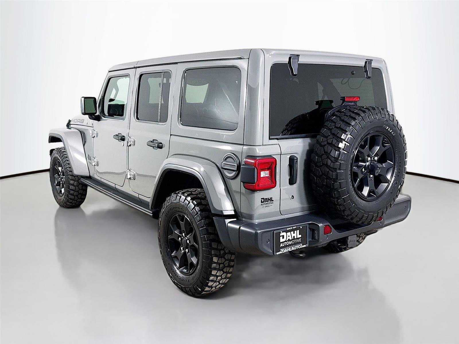 Used 2019 Jeep Wrangler Unlimited Sahara w/ Quick Order Package 24M Moab AWD/4WD image 10