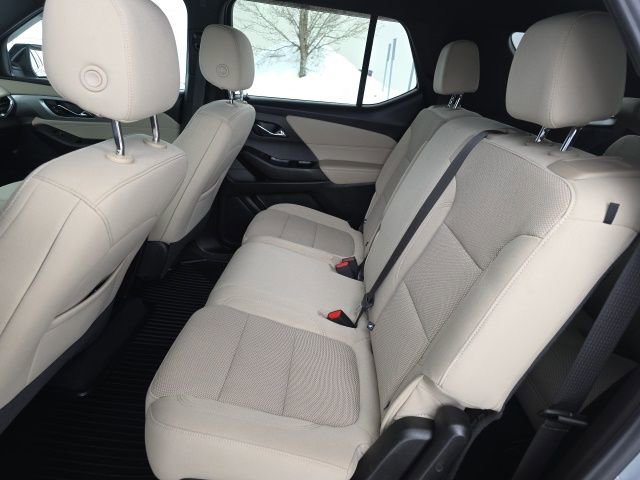 Used 2023 Chevrolet Traverse LS image 20