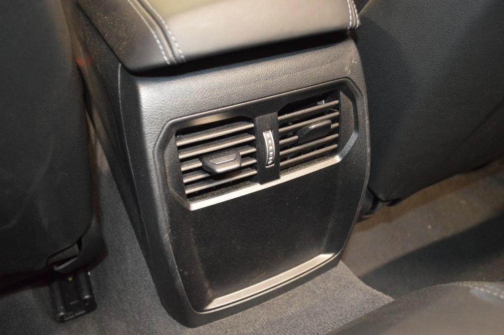 Used 2026 BMW M4 xDrive Competition image 45