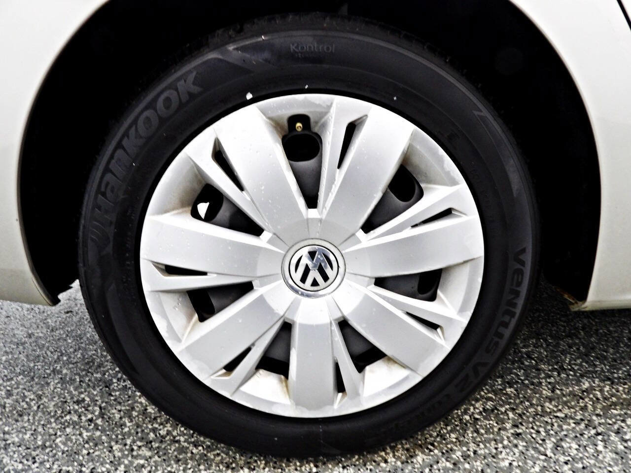 Used 2014 Volkswagen Jetta SE FWD image 19