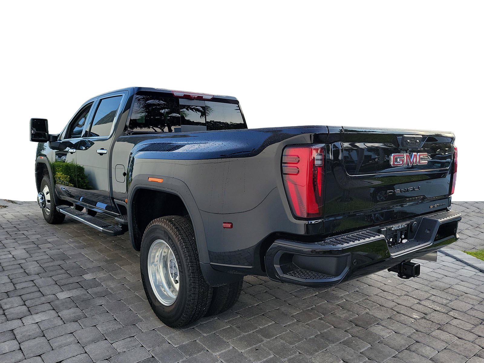 New 2026 GMC Sierra 3500 Denali w/ Denali Reserve Package AWD/4WD image 4