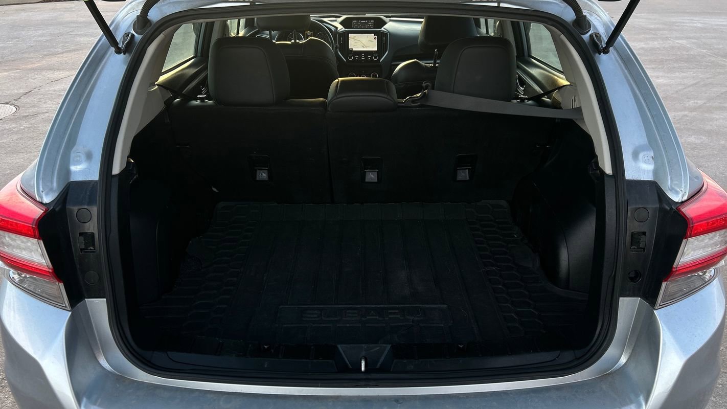 Used 2017 Subaru Impreza 2.0i Limited image 12