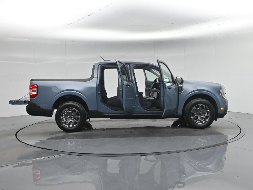 New 2026 Ford Maverick XLT FWD image 4