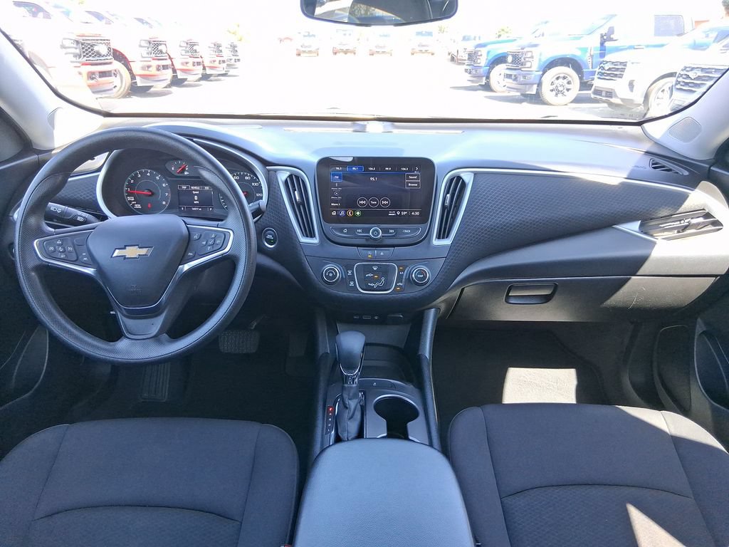 Used 2024 Chevrolet Malibu LS FWD image 12