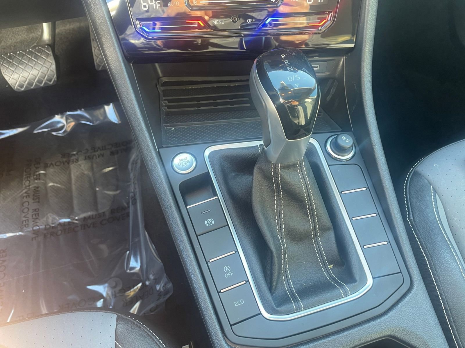 Used 2025 Volkswagen Jetta SE image 41