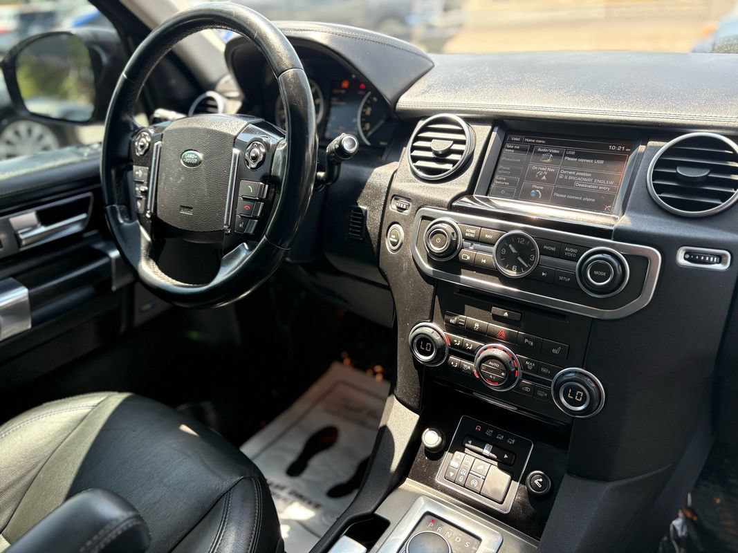 Used 2015 Land Rover LR4 HSE LUX AWD/4WD image 26