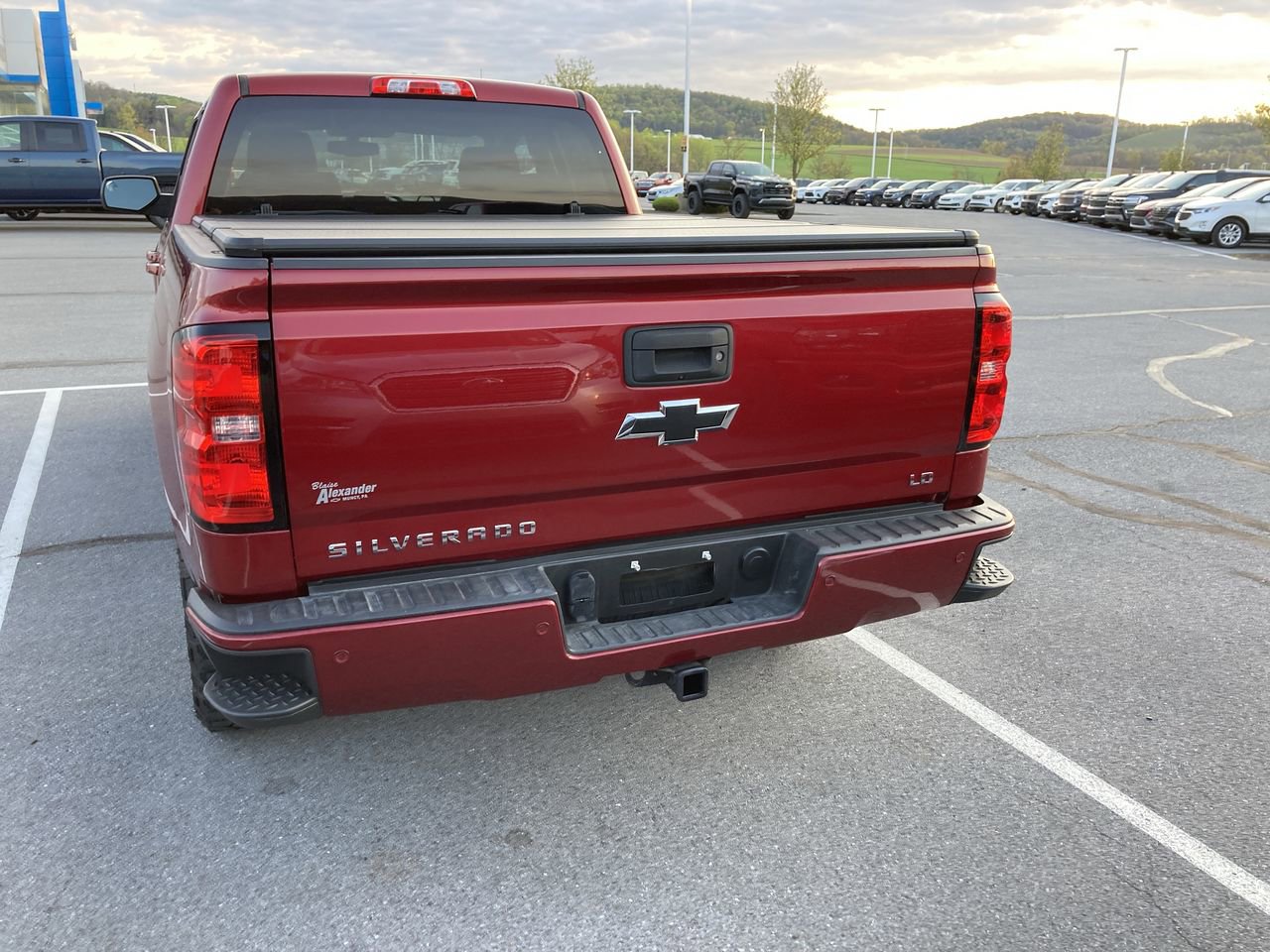 Used 2019 Chevrolet Silverado 1500 LT w/ All Star Edition AWD/4WD image 6