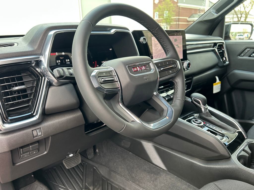 New 2026 GMC Canyon Elevation image 11