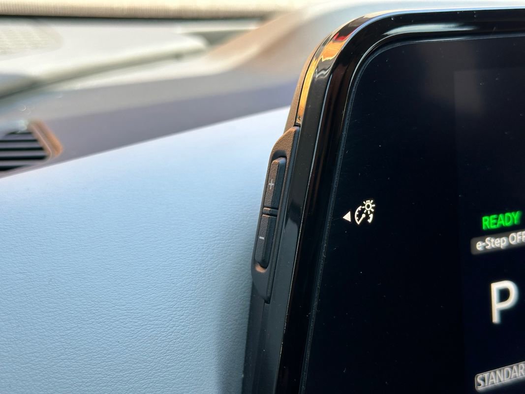 Used 2023 Nissan Ariya Evolve+ image 36