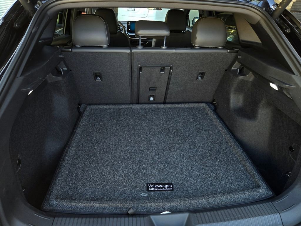 Certified 2023 Volkswagen ID.4 Pro S Plus AWD/4WD image 25