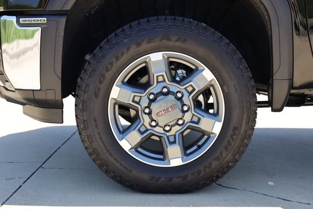 New 2026 GMC Sierra 3500 SLE w/ SLE Value Package AWD/4WD image 9