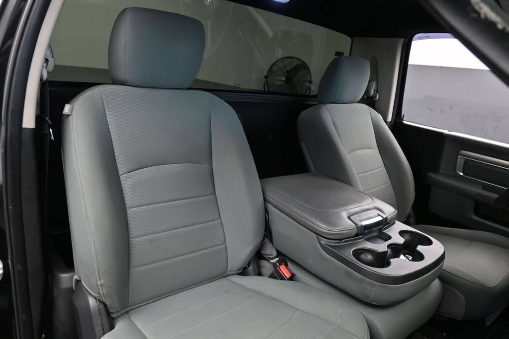 Used 2018 RAM 1500 Express w/ Black Ram 1500 Express Group RWD image 38