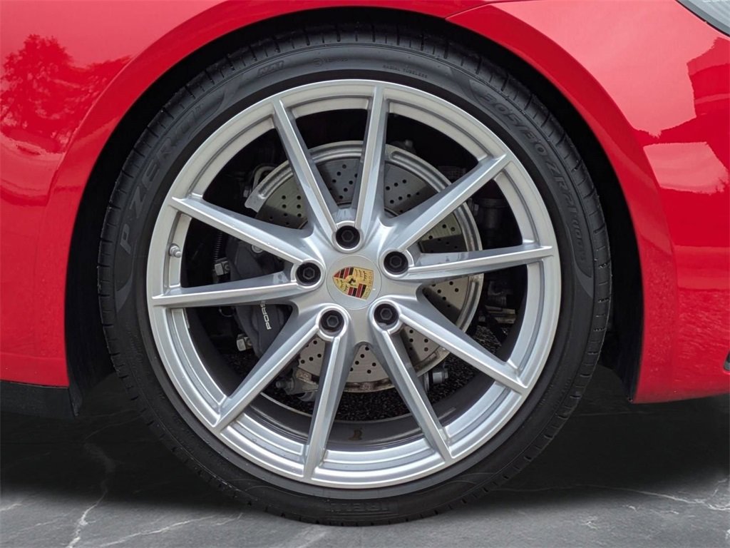 Used 2024 Porsche 911 Carrera w/ Premium Package image 36