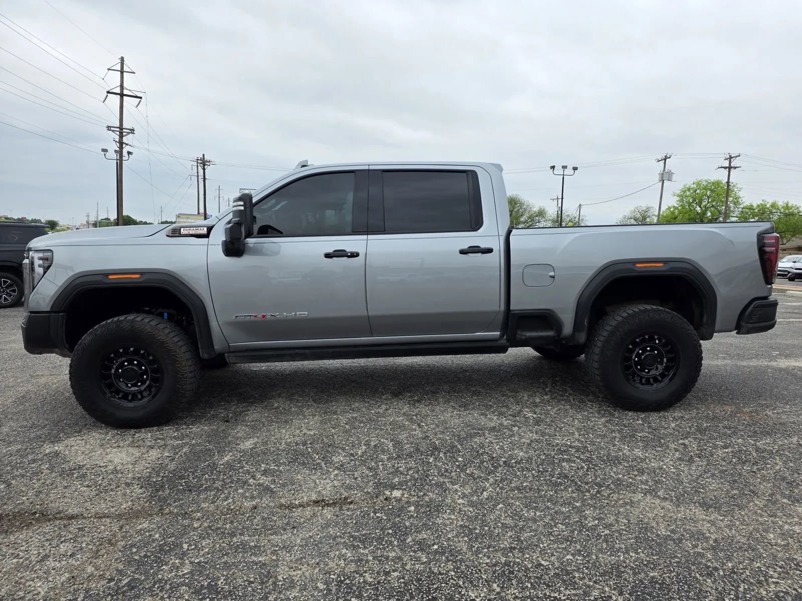 Used 2025 GMC Sierra 2500 AT4X w/ AT4X AEV Edition AWD/4WD image 4