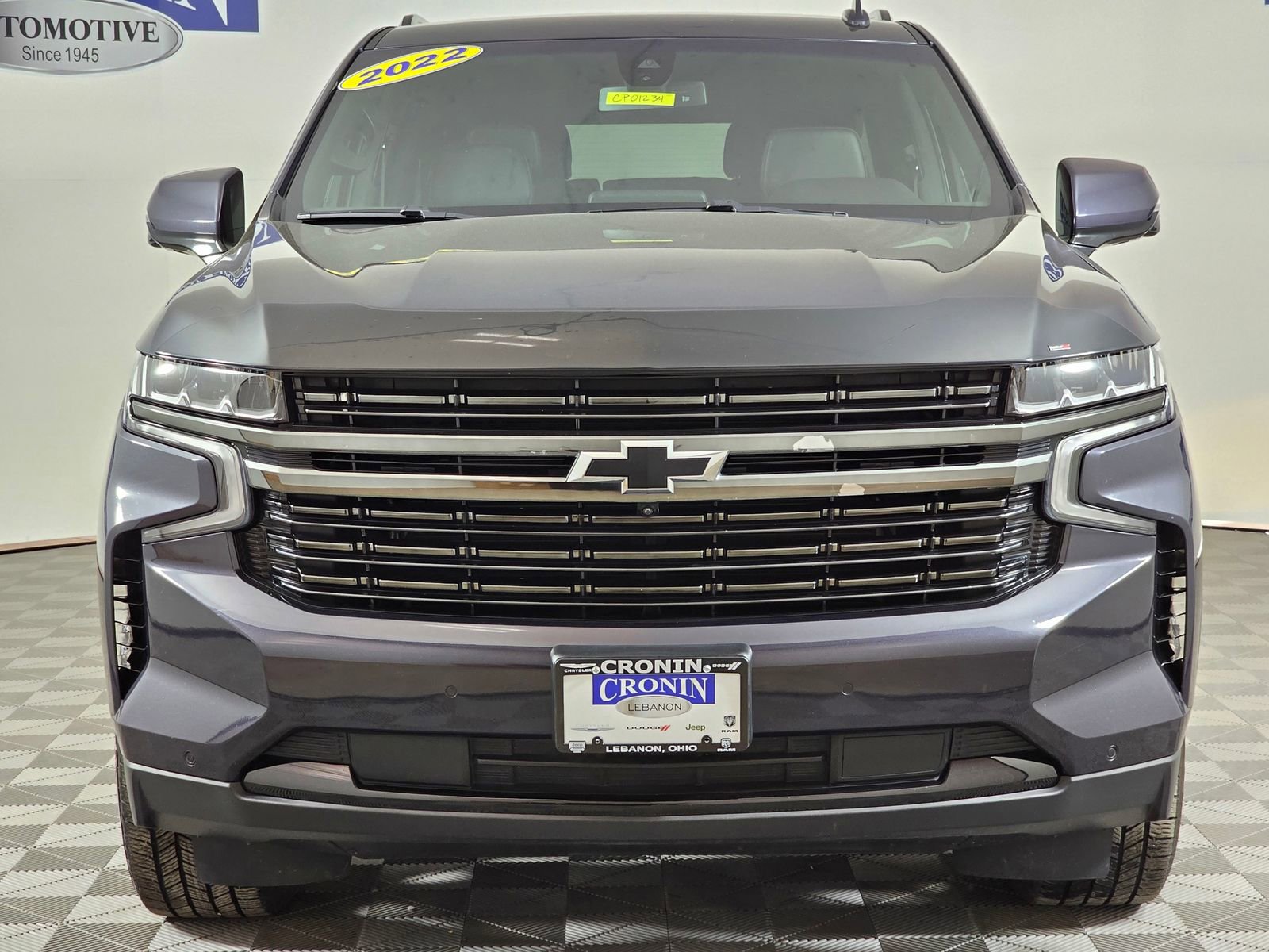Used 2022 Chevrolet Suburban RST w/ Sport Performance Package image 9