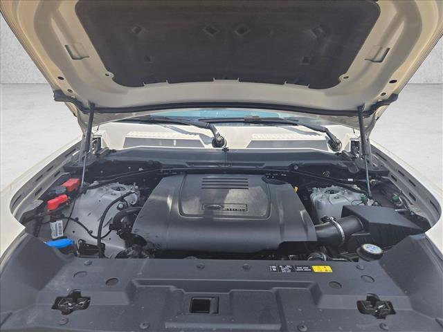 New 2026 Land Rover Defender 110 S AWD/4WD image 17