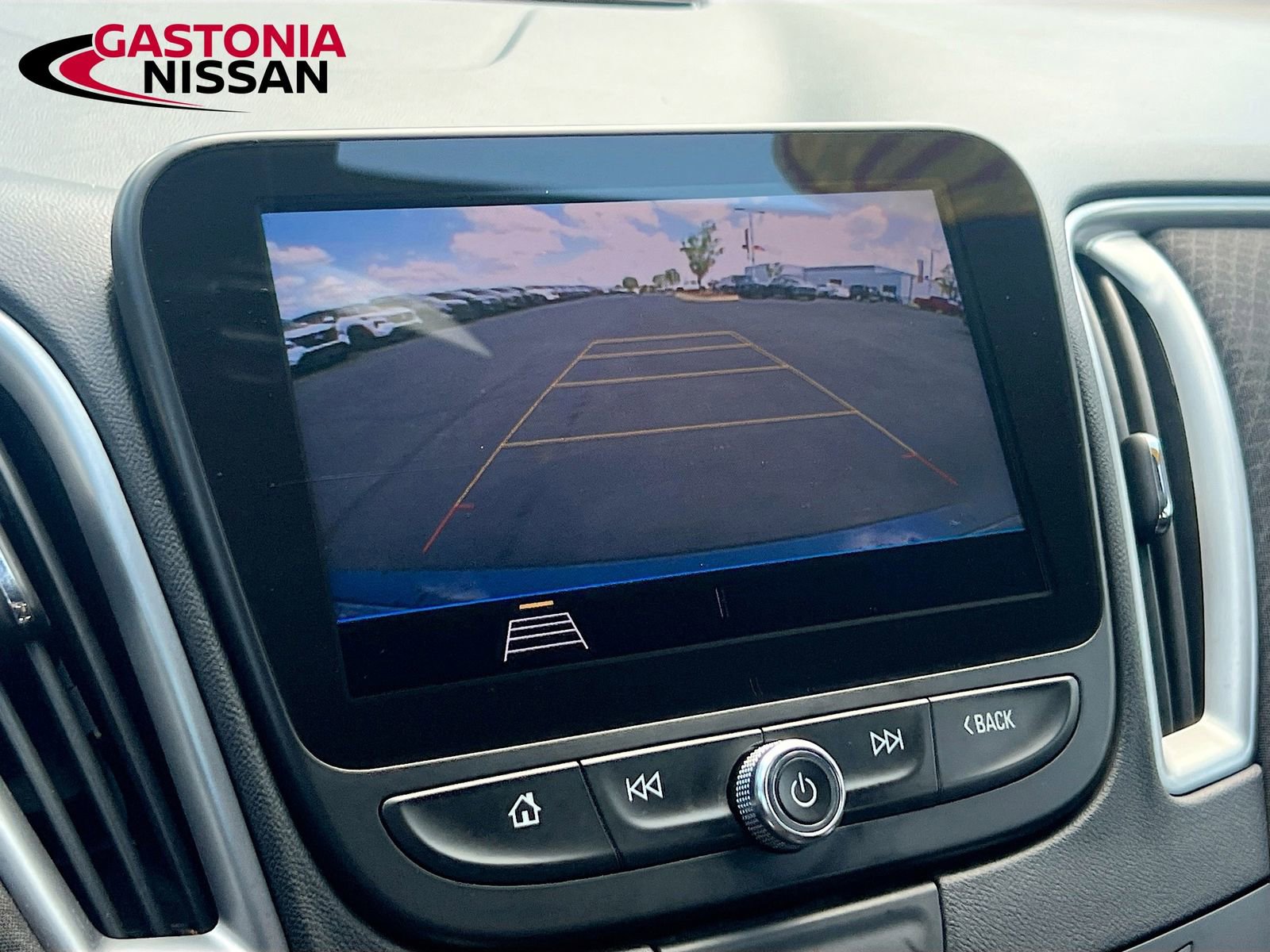 Used 2019 Chevrolet Malibu LS image 18