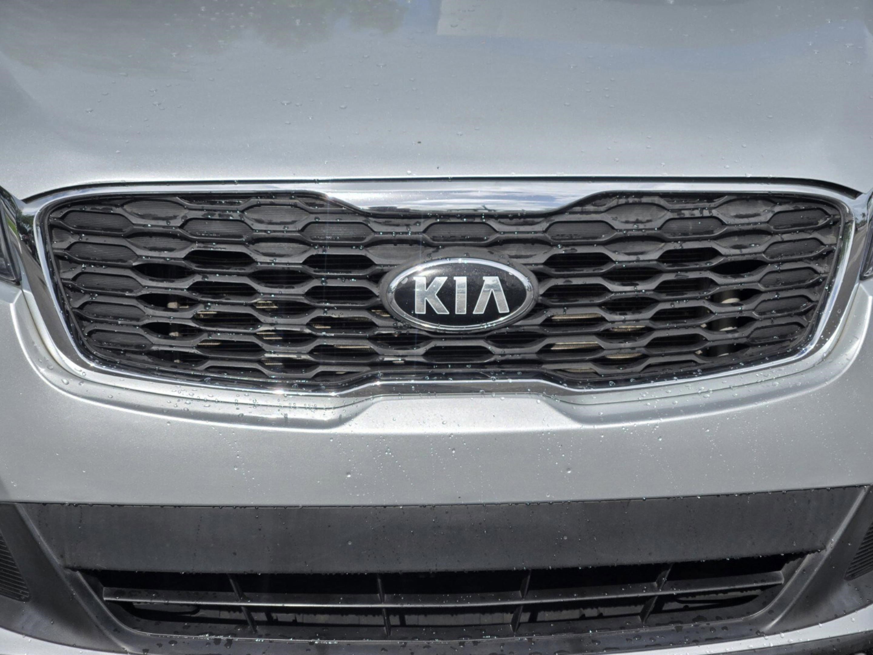 Used 2020 Kia Sorento FWD V6 image 43