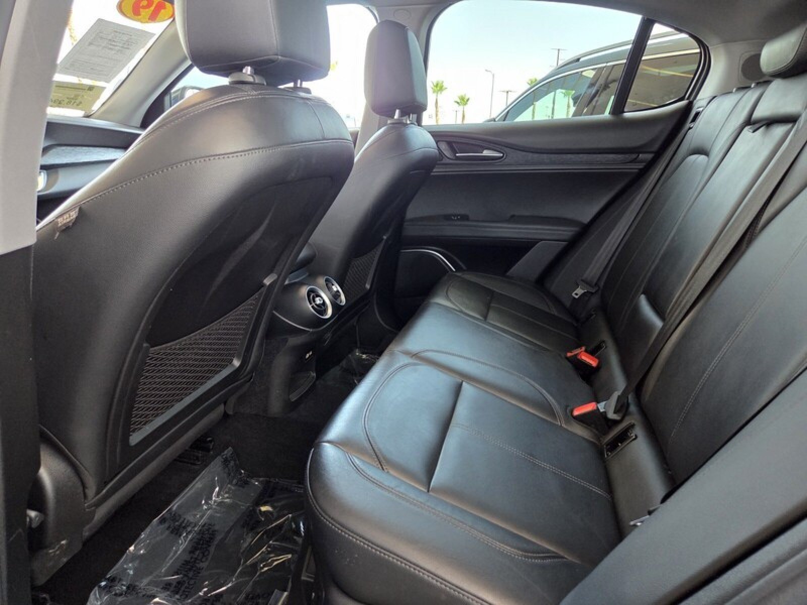 Used 2019 Alfa Romeo Stelvio AWD w/ Nero Edizione image 17