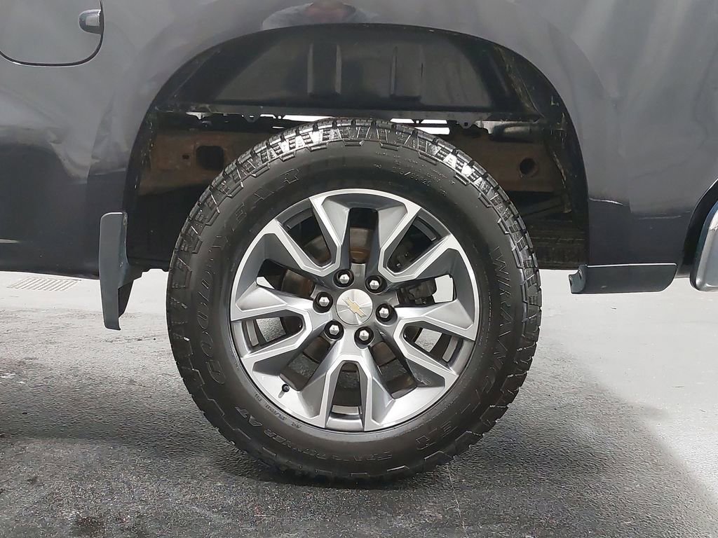 Used 2022 Chevrolet Silverado 1500 LT image 33