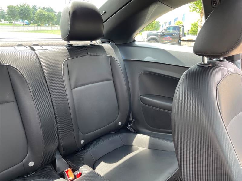 Used 2013 Volkswagen Beetle TDI FWD image 67