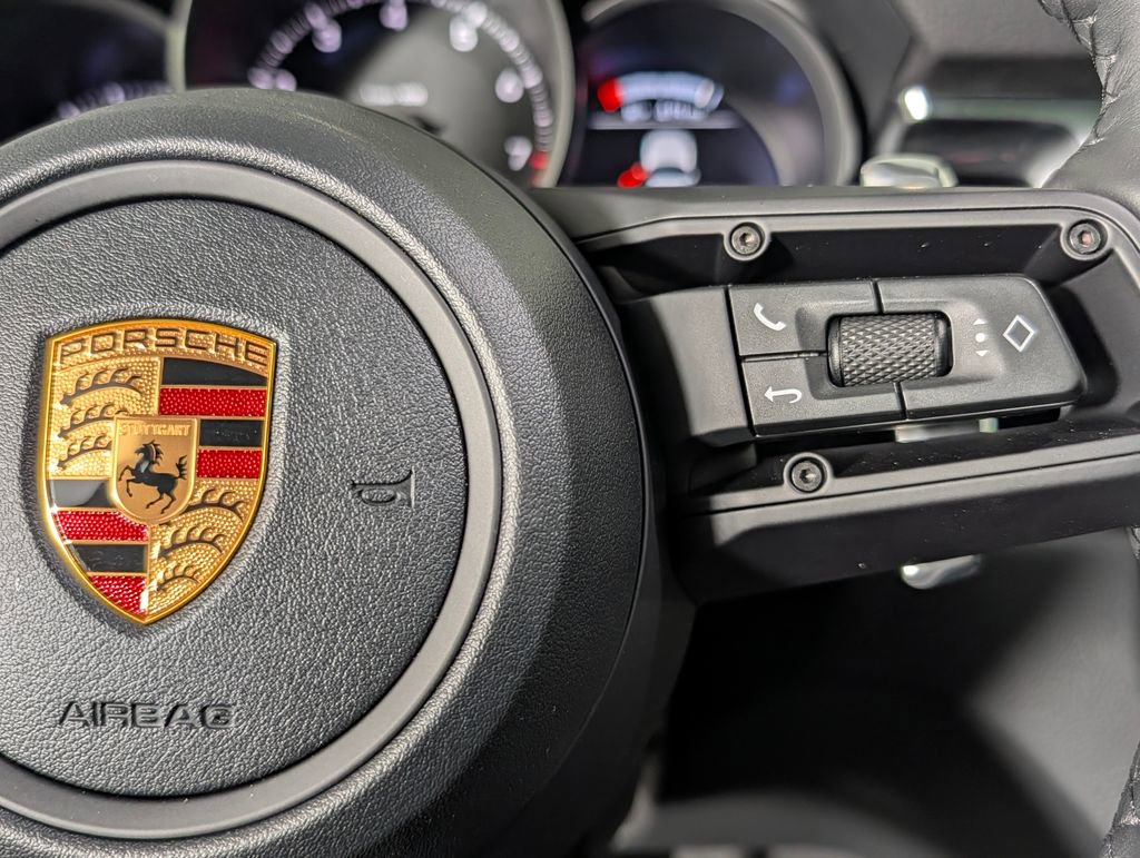 New 2026 Porsche Macan image 38