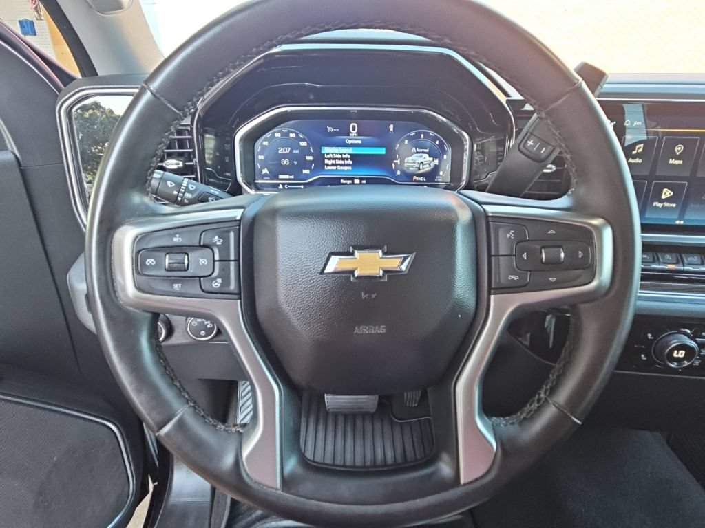 Used 2023 Chevrolet Silverado 1500 LT AWD/4WD image 10