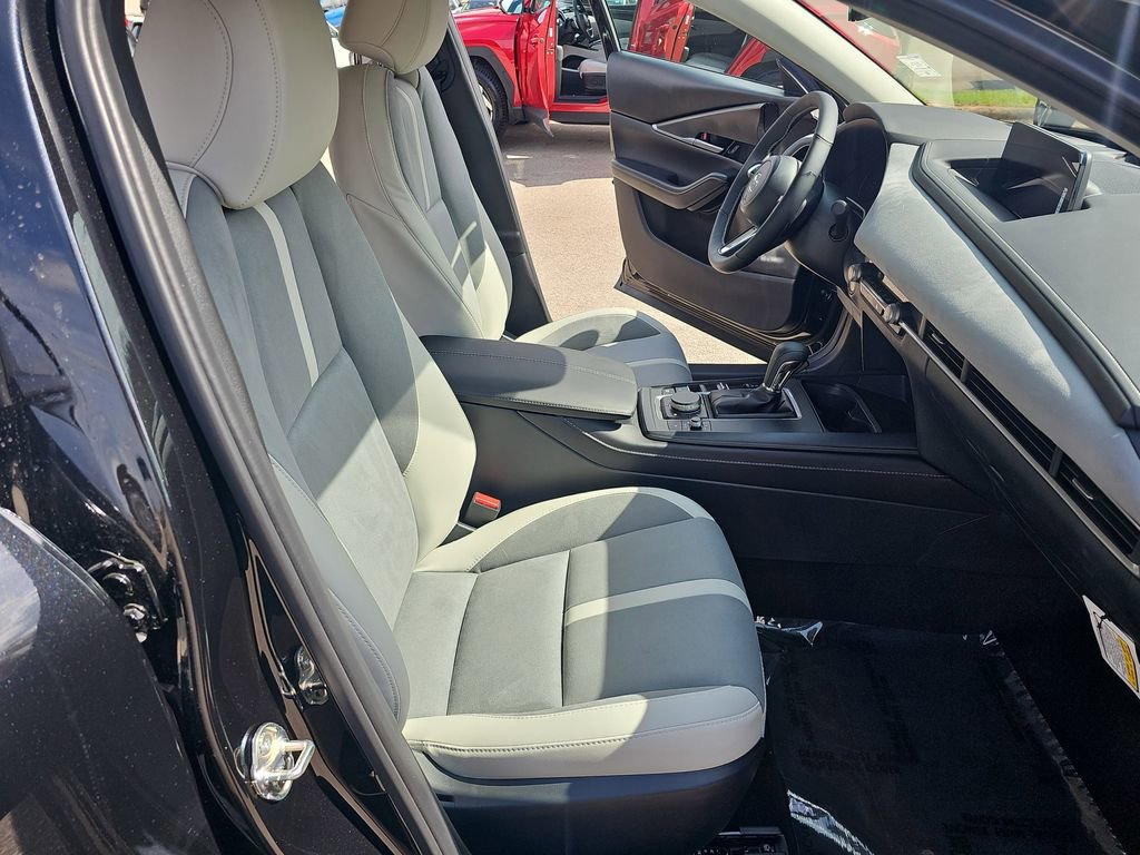 New 2026 MAZDA CX-30 Aire Edition image 10