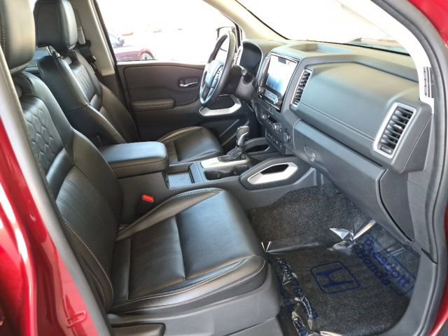 Used 2022 Nissan Frontier SV w/ SV Premium Package image 35