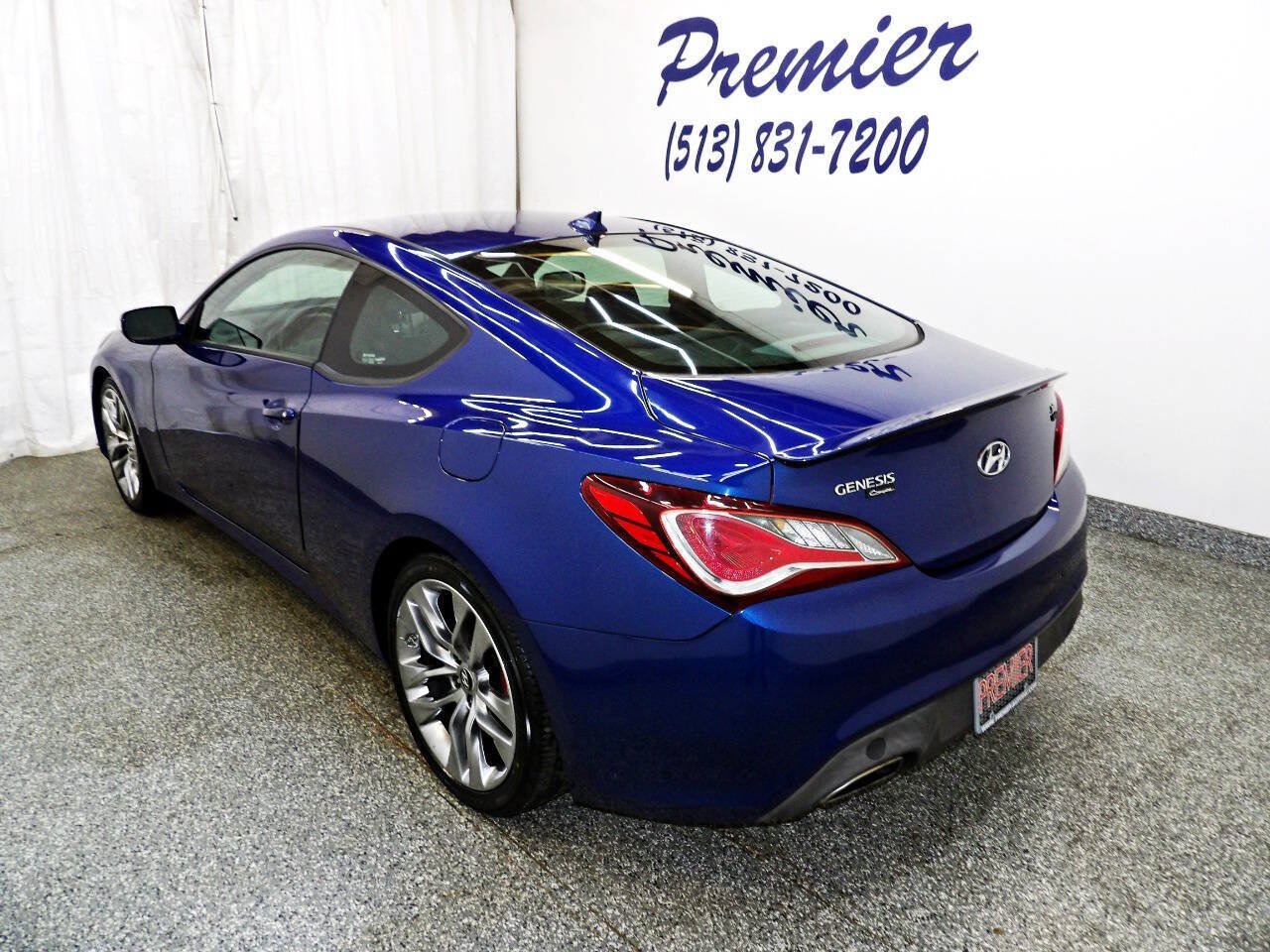 Used 2016 Hyundai Genesis Coupe 3.8 RWD image 4