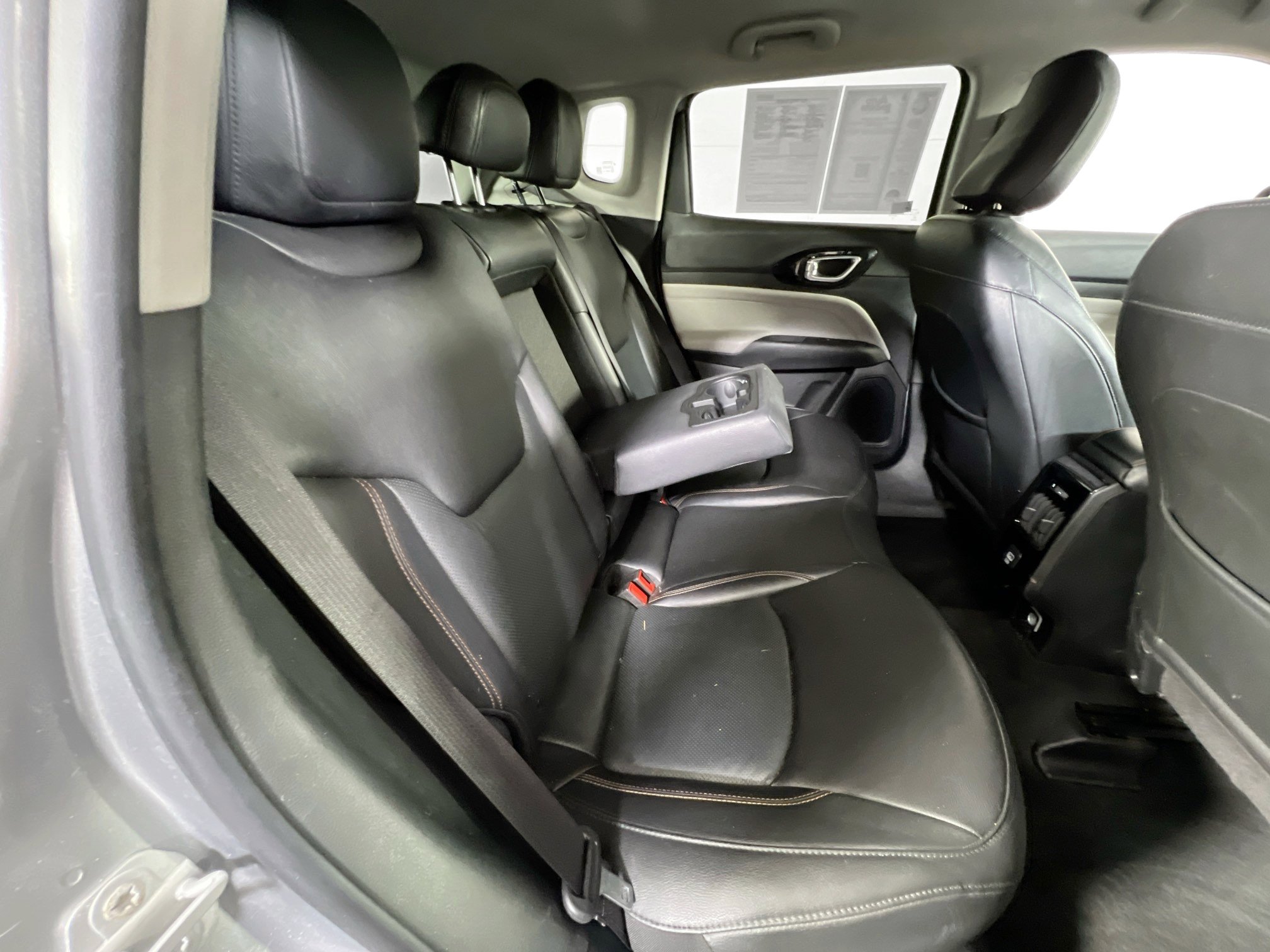 Used 2022 Jeep Compass Limited image 25