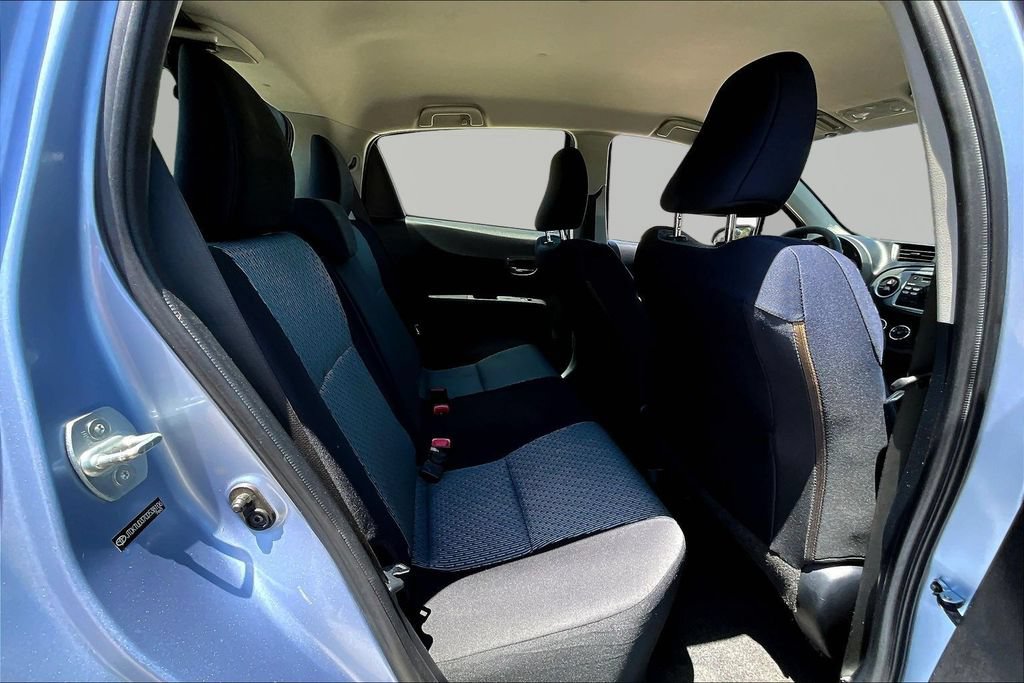 Used 2012 Toyota Yaris SE FWD image 23