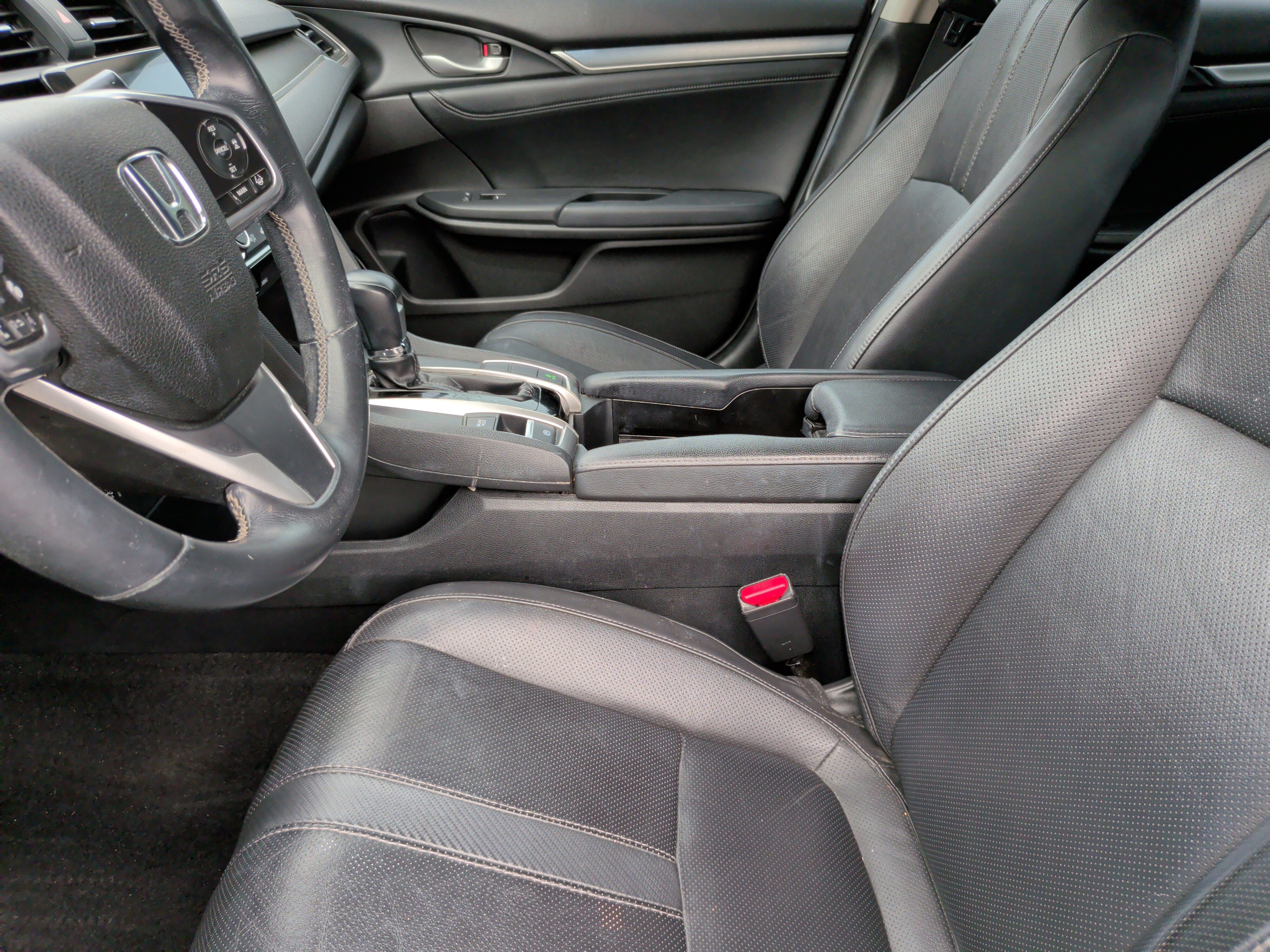 Used 2016 Honda Civic Touring image 24