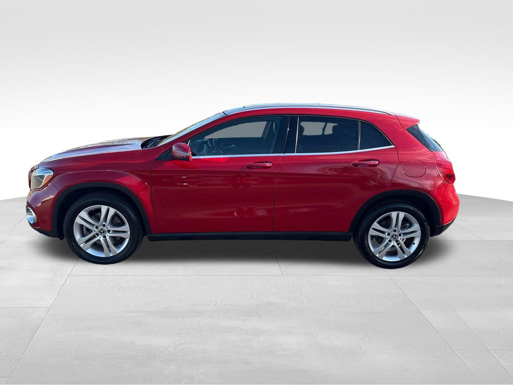Used 2018 Mercedes-Benz GLA 250 4MATIC image 2