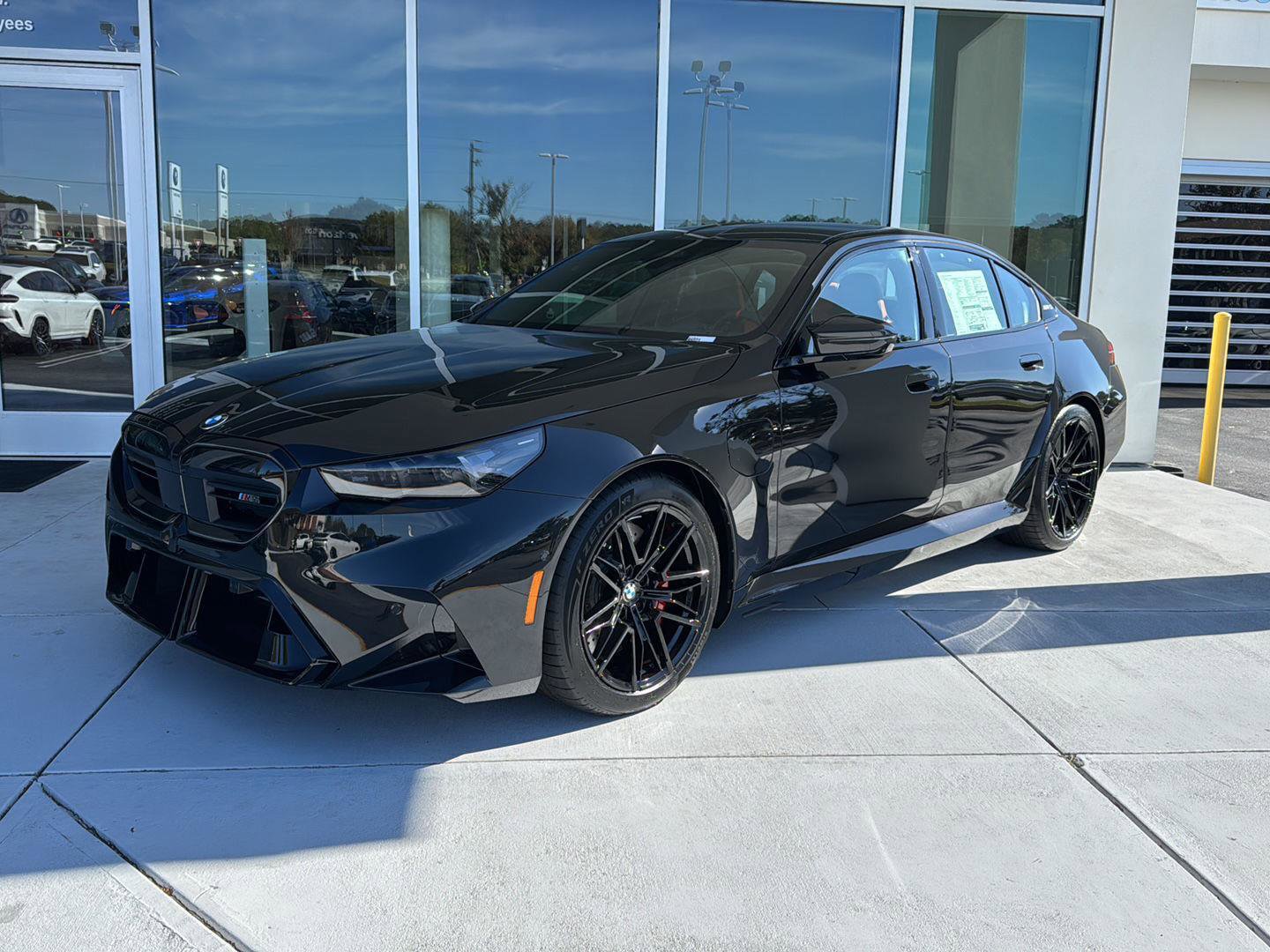 New 2026 BMW M5 w/ Carbon Package image 1