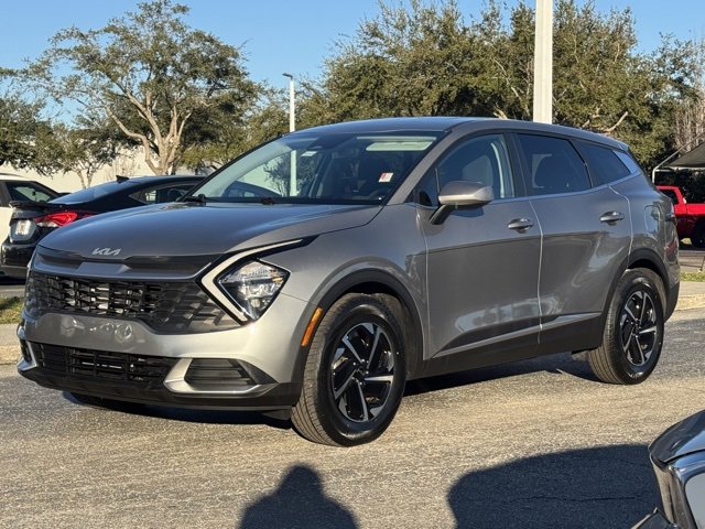 Certified 2023 Kia Sportage LX image 2