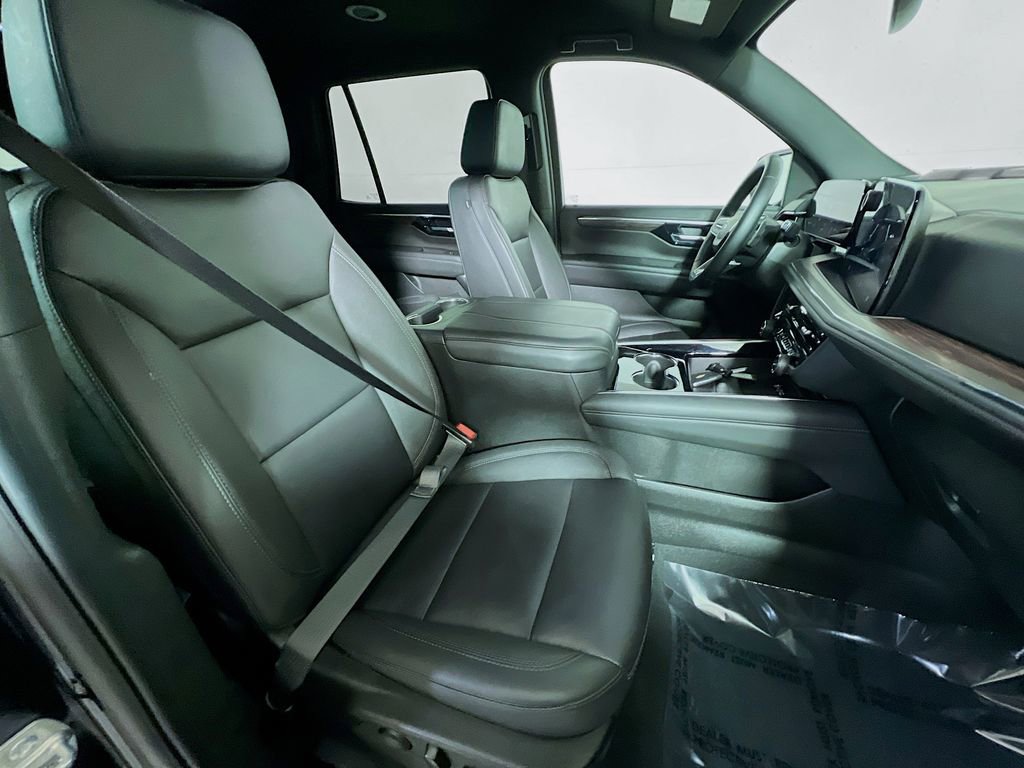 Used 2025 Chevrolet Tahoe Z71 image 22
