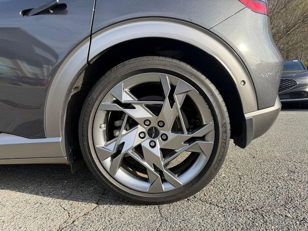 Used 2023 Genesis GV60 Performance image 14