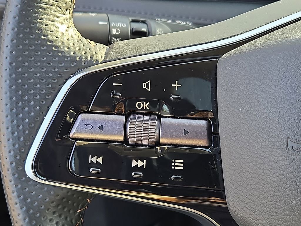 Certified 2024 Nissan Ariya AWD image 22