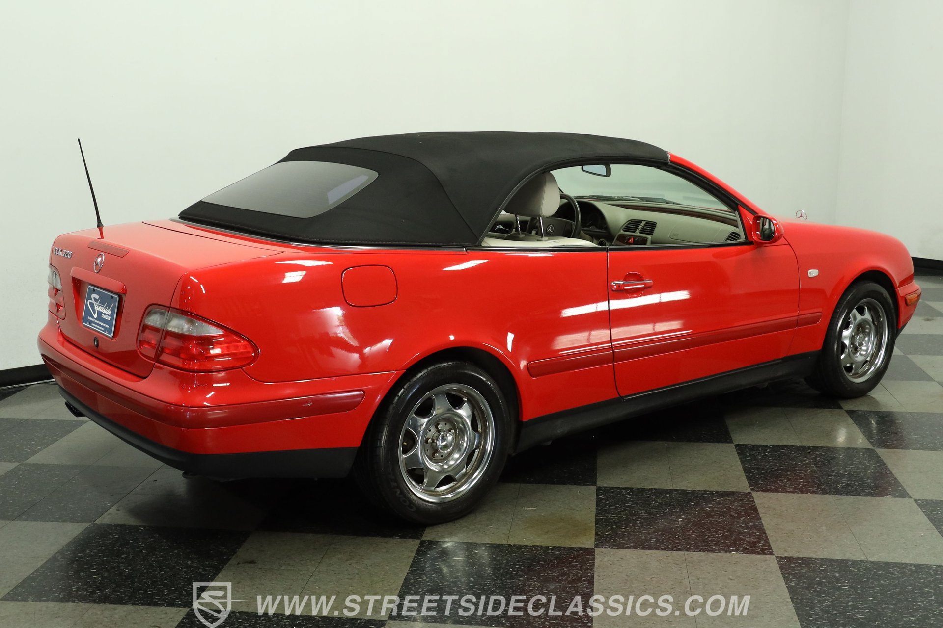 Used 1999 Mercedes-Benz CLK 320 Cabriolet image 12