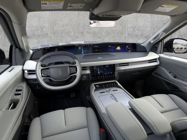 New 2026 Lincoln Navigator Premiere image 9