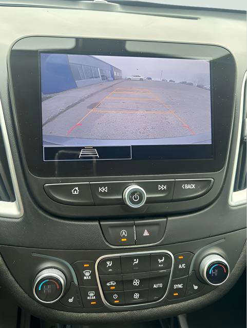 Used 2022 Chevrolet Malibu LT image 20