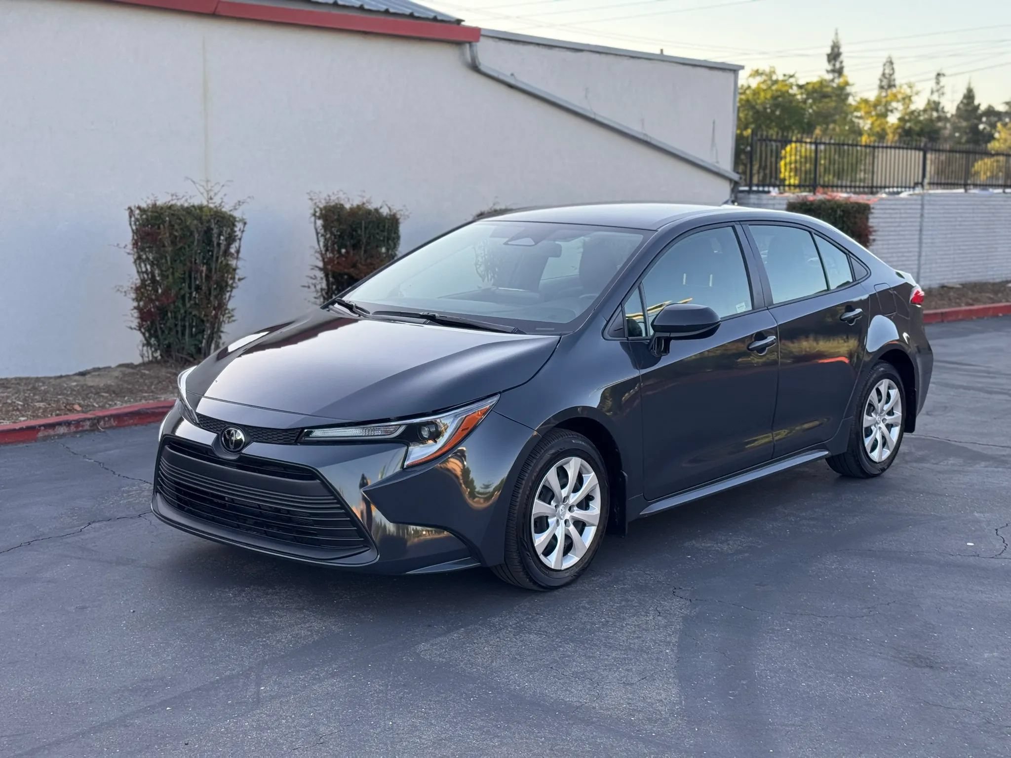 Used 2026 Toyota Corolla LE FWD image 2