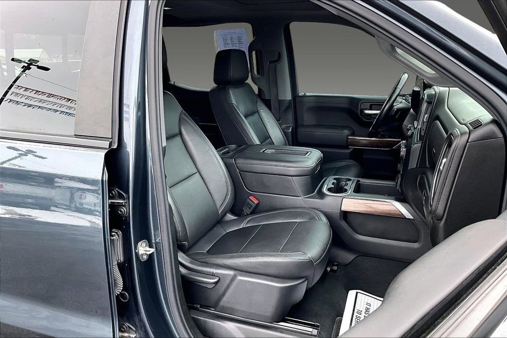 Used 2019 Chevrolet Silverado 1500 LT Trail Boss image 4