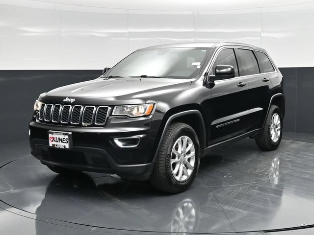Certified 2022 Jeep Grand Cherokee Laredo E AWD/4WD image 8