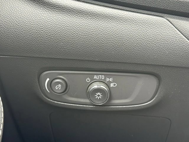 Used 2024 Buick Encore GX Sport Touring AWD/4WD image 20