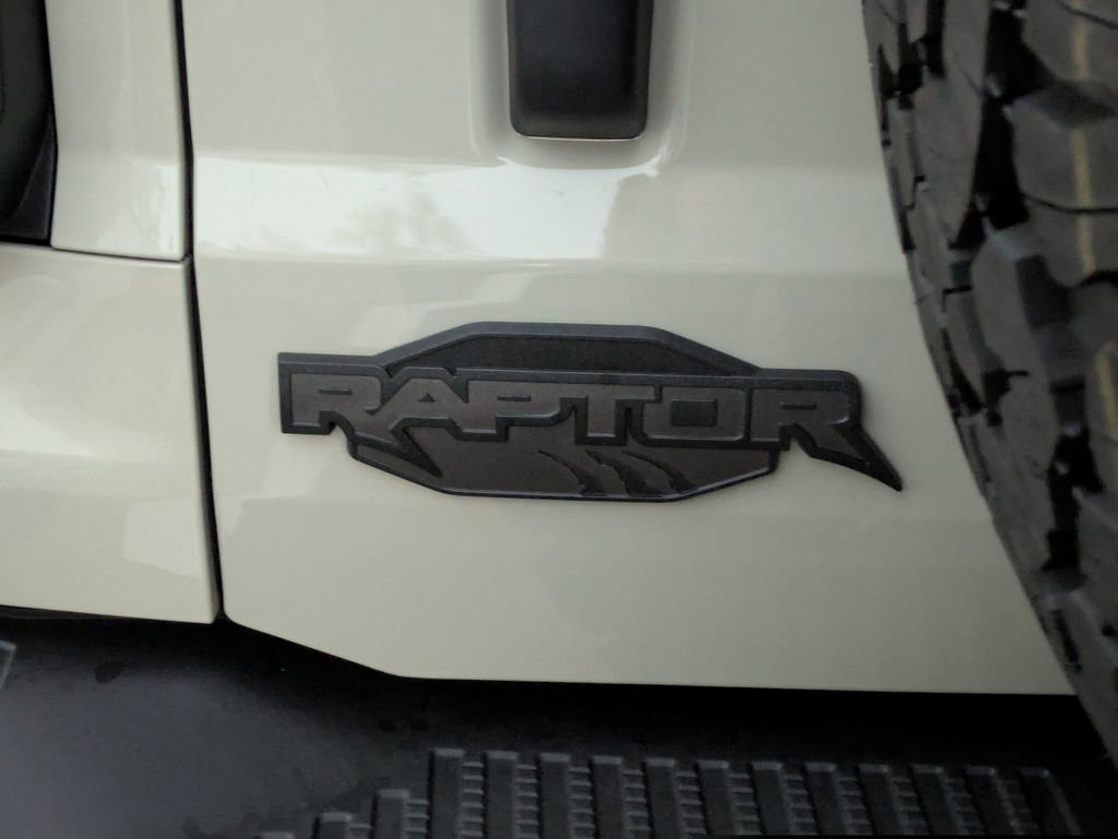 Used 2025 Ford Bronco Raptor w/ Interior Carbon Fiber Pack image 7
