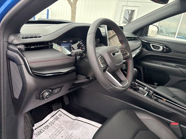 Used 2024 Jeep Compass Trailhawk w/ Sun and Sound Group image 11